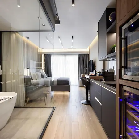 Aristotelian Virtues - Agapi Appartement Thessaloniki