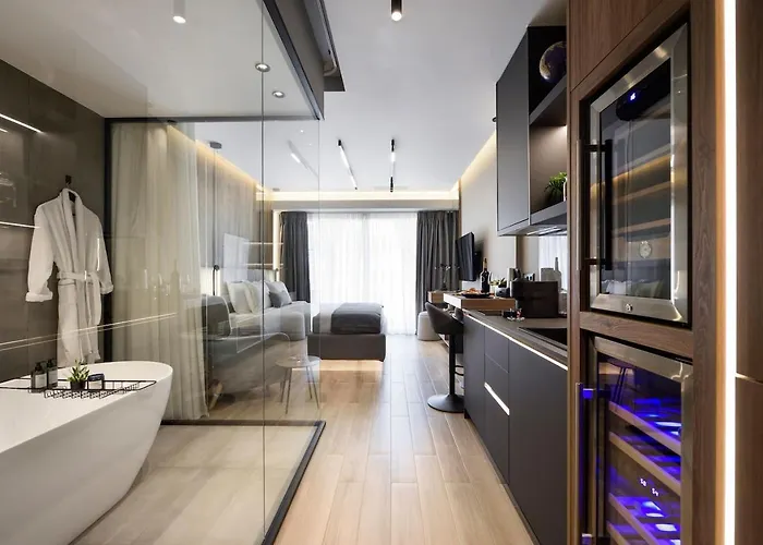 Aristotelian Virtues - Agapi Appartement Thessalonique