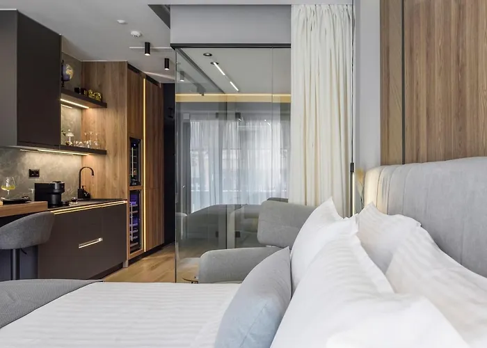 Aristotelian Virtues - Agapi Apartament